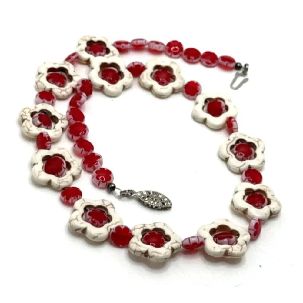 Vintage Millefiori Glass Bead & Howlite Necklace Red White Floral Statement 17.5